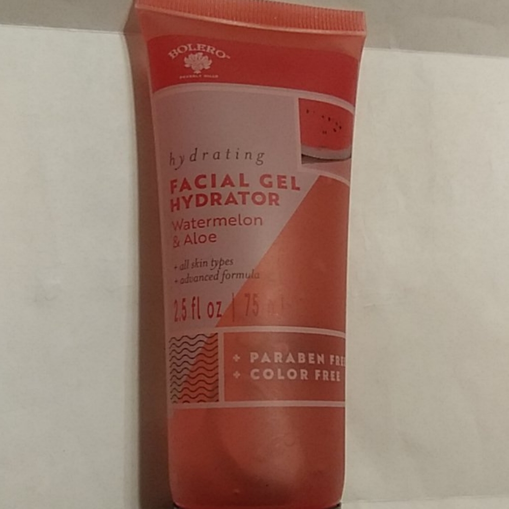 Bolero hydrating facial gel watermelon